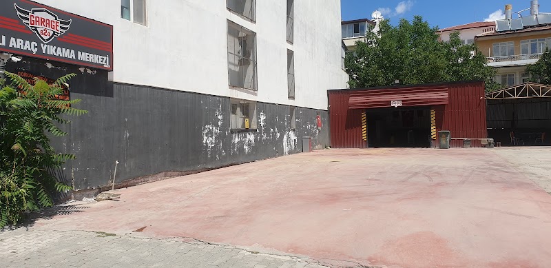 Garage 624