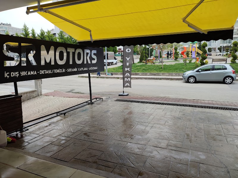 SR MOTORS
