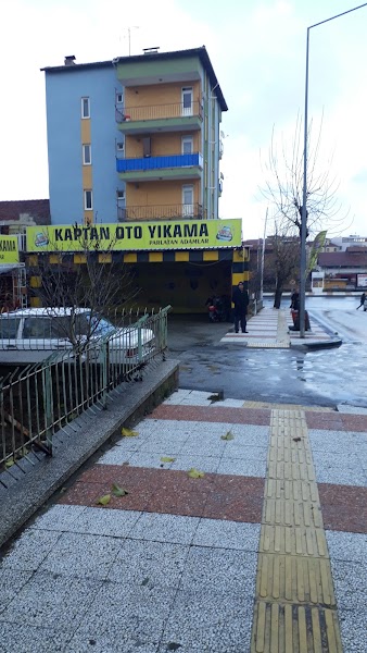 Kaptan Oto Yikama Parlatan Adamlar