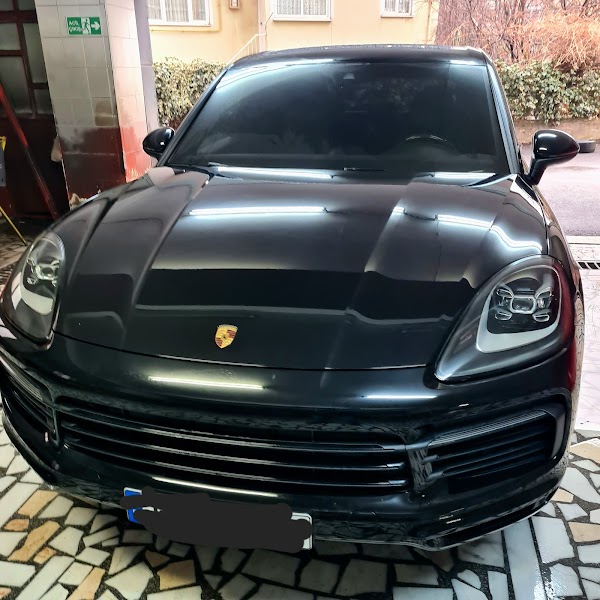 Milano Oto Kuaför
