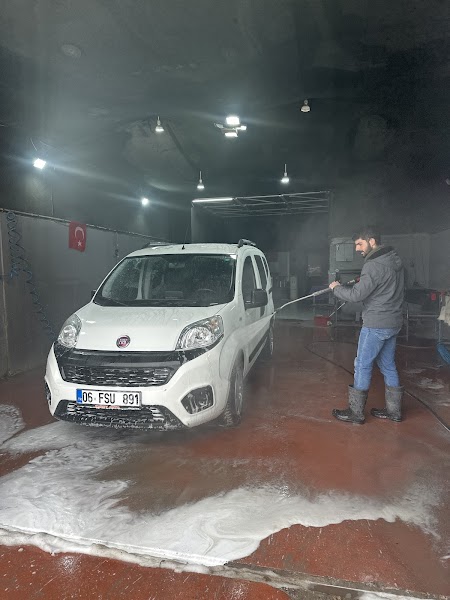 EE Garage