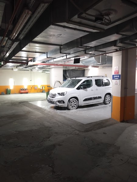 CAR WASH ZEYTİNBURNU ŞEMSETTİN SAMİ OKULU