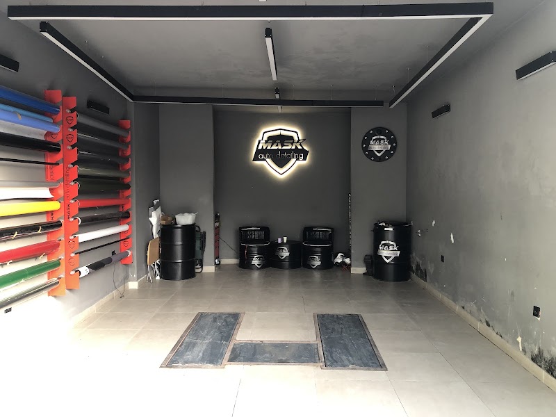 mask auto detailing