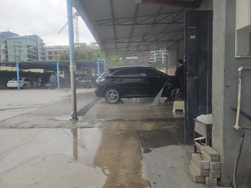 Bağlarbaşı Oto Yıkama & Otopark
