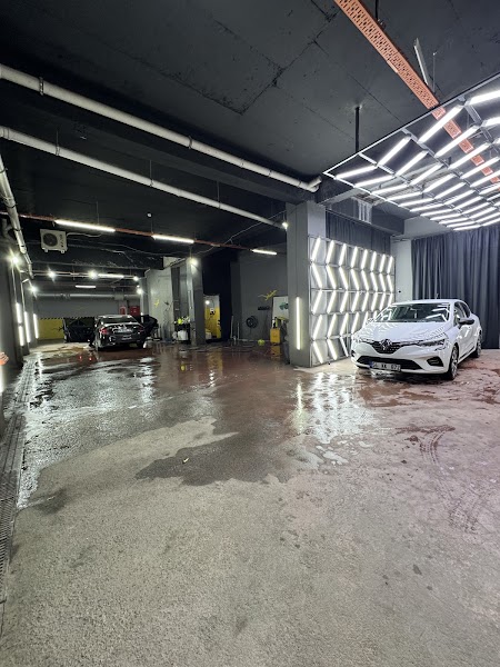 Duman Garaj - Oto Yıkama & Otopark