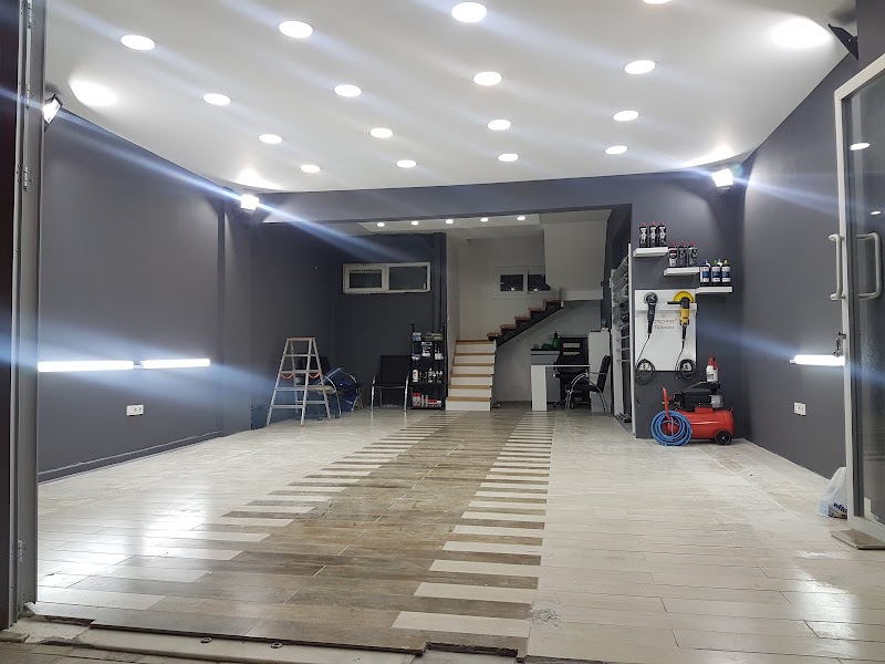 Srd Garage Detailing Cam Filimi Uygulama Merkszi
